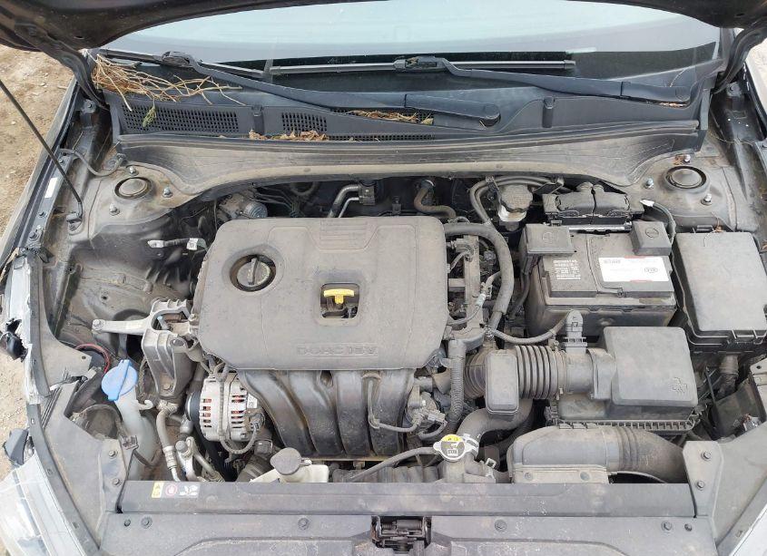 Photo 10 of 2019 Kia Forte LXS (VIN 3KPF24AD4KE086288)