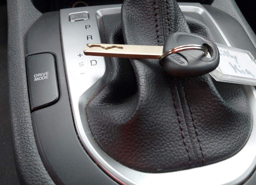 Photo 11 of 2019 Kia Forte LXS (VIN 3KPF24AD4KE086288)