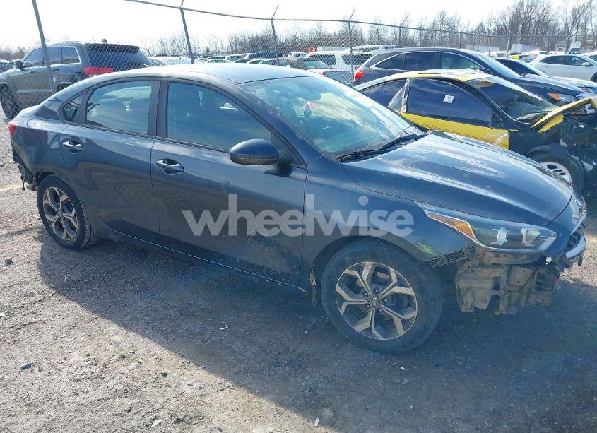 2019 Kia Forte LXS (VIN 3KPF24AD4KE092608) main photo