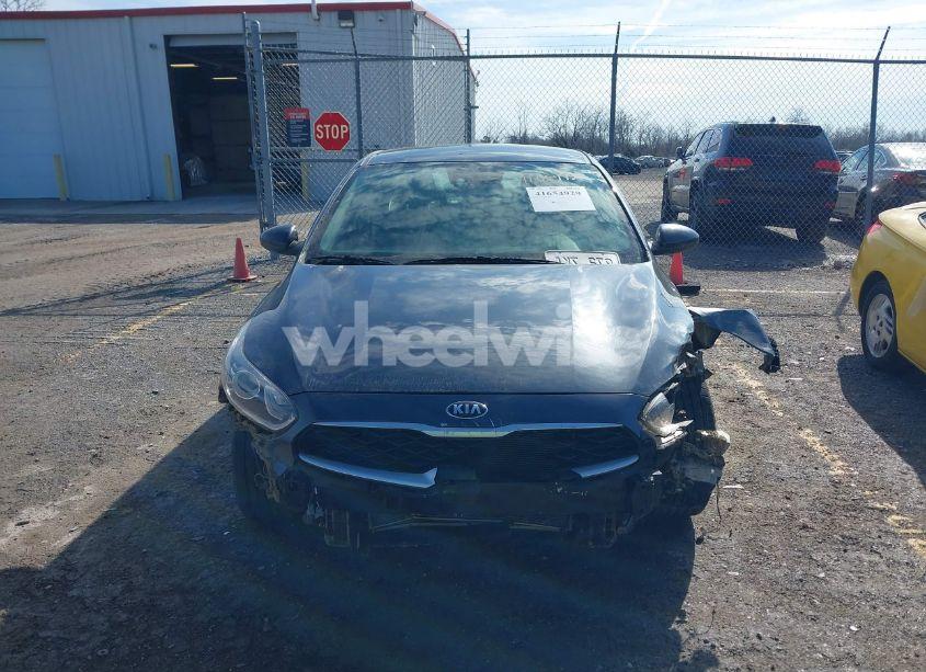 Photo 12 of 2019 Kia Forte LXS (VIN 3KPF24AD4KE092608)