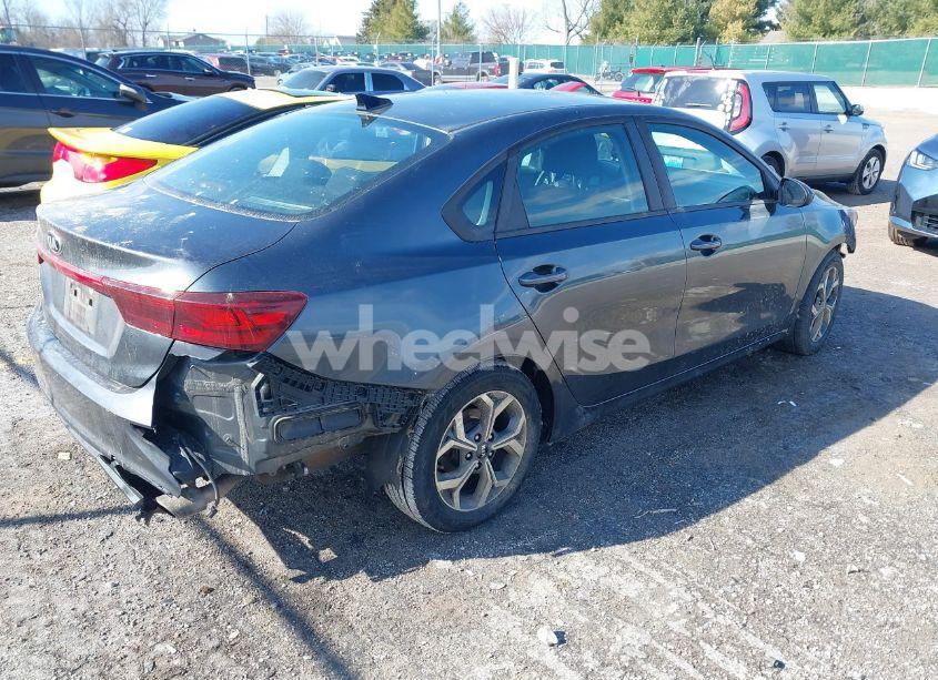 Photo 4 of 2019 Kia Forte LXS (VIN 3KPF24AD4KE092608)