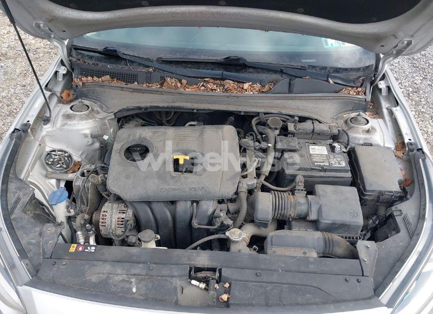 Photo 10 of 2019 Kia Forte LXS (VIN 3KPF24AD4KE098957)