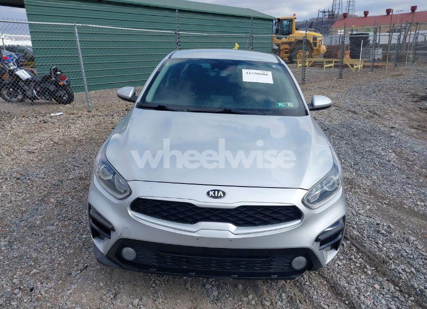 Photo 12 of 2019 Kia Forte LXS (VIN 3KPF24AD4KE098957)