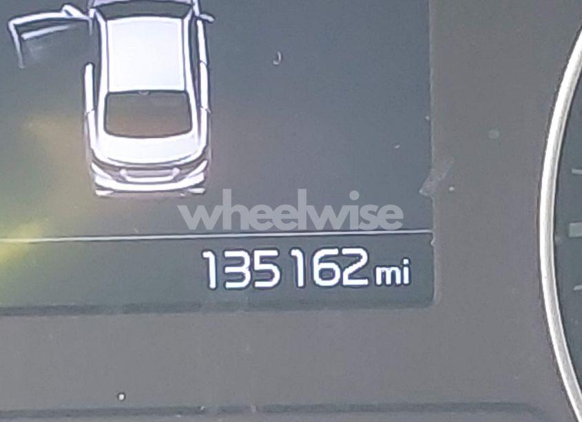 Photo 15 of 2019 Kia Forte LXS (VIN 3KPF24AD4KE098957)