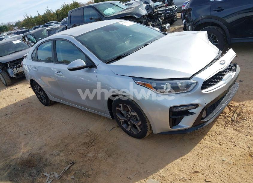 2019 Kia Forte LXS (VIN 3KPF24AD4KE104711) main photo