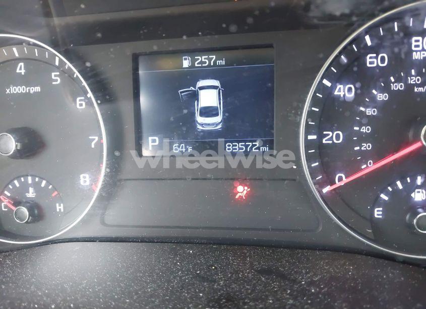 Photo 15 of 2019 Kia Forte LXS (VIN 3KPF24AD4KE104711)