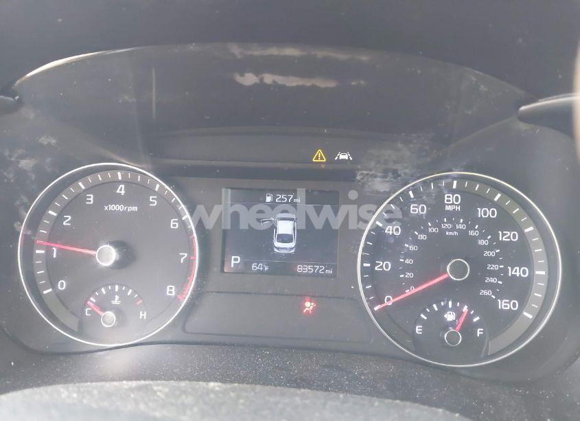 Photo 7 of 2019 Kia Forte LXS (VIN 3KPF24AD4KE104711)