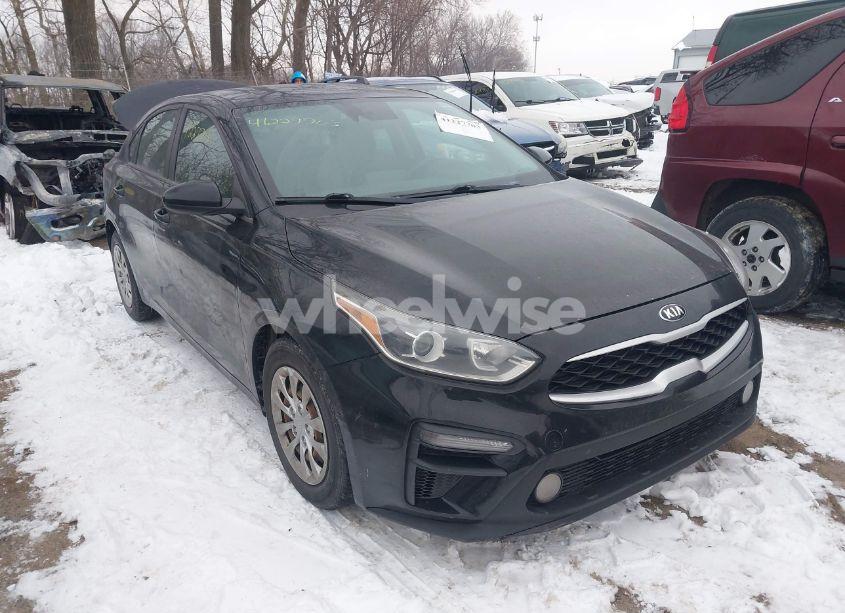 2019 Kia Forte FE (VIN 3KPF24AD4KE106197) main photo
