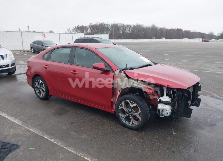 2019 Kia Forte LXS (VIN 3KPF24AD4KE114610) main photo