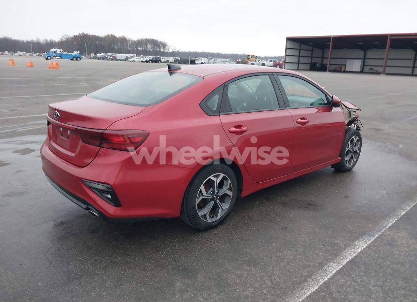 Photo 4 of 2019 Kia Forte LXS (VIN 3KPF24AD4KE114610)