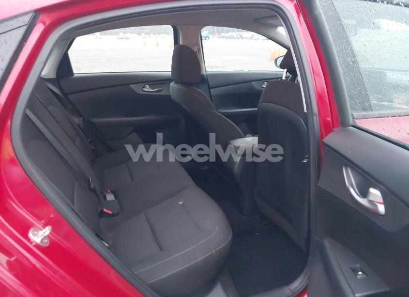 Photo 8 of 2019 Kia Forte LXS (VIN 3KPF24AD4KE114610)