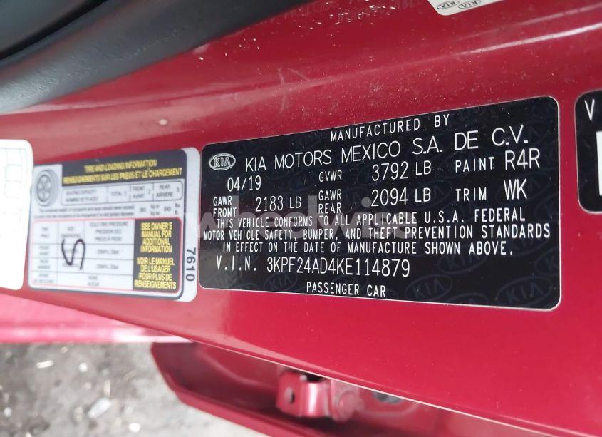 Photo 9 of 2019 Kia Forte LXS (VIN 3KPF24AD4KE114879)