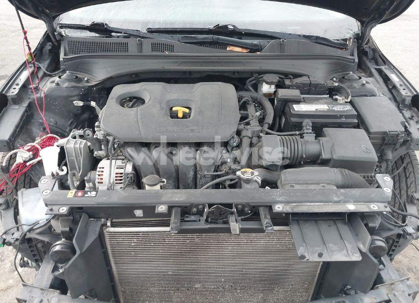 Photo 10 of 2019 Kia Forte LXS (VIN 3KPF24AD4KE130371)