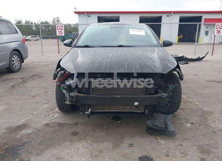 Photo 13 of 2019 Kia Forte LXS (VIN 3KPF24AD4KE130371)