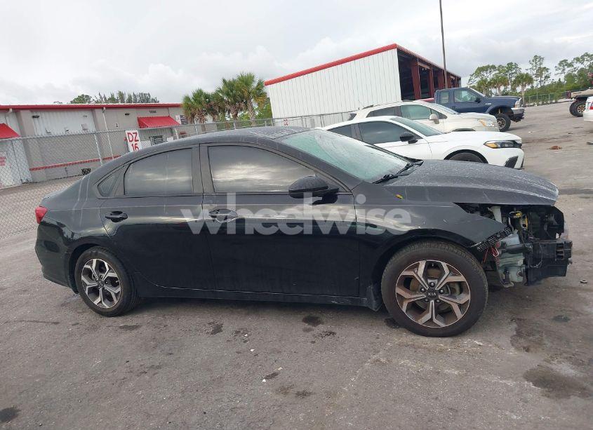 Photo 14 of 2019 Kia Forte LXS (VIN 3KPF24AD4KE130371)
