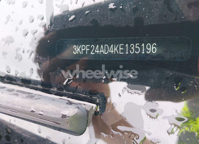 Photo 9 of 2019 Kia Forte LXS (VIN 3KPF24AD4KE135196)