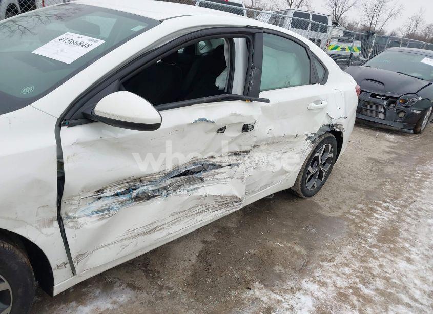 Photo 6 of 2020 Kia Forte LXS (VIN 3KPF24AD4LE157281)