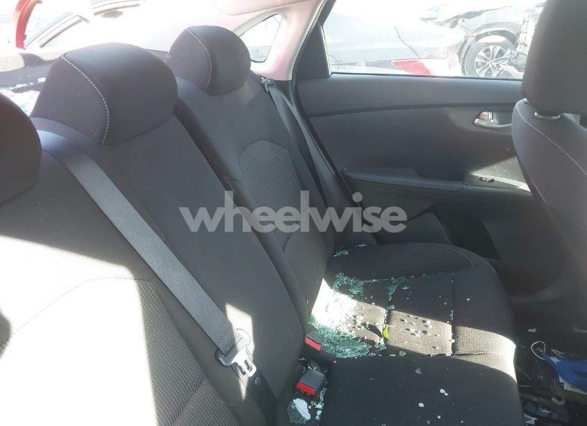 Photo 8 of 2020 Kia Forte LXS (VIN 3KPF24AD4LE185193)