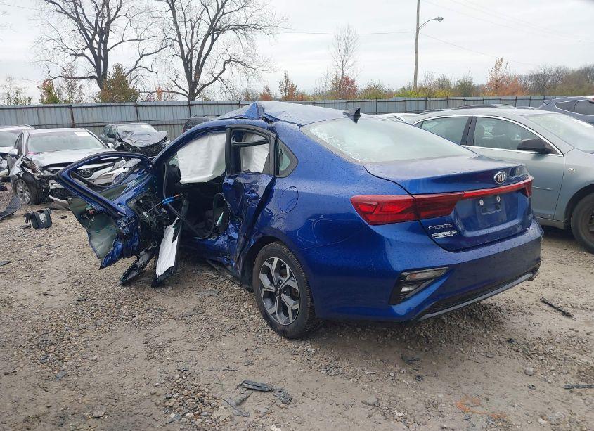 Photo 3 of 2020 Kia Forte LXS (VIN 3KPF24AD4LE193455)