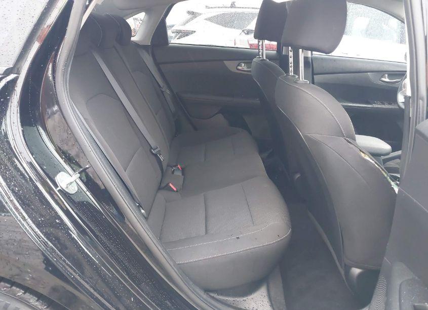 Photo 8 of 2020 Kia Forte LXS (VIN 3KPF24AD4LE200436)