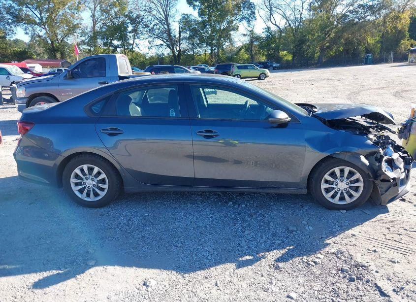 Photo 13 of 2020 Kia Forte FE (VIN 3KPF24AD4LE205586)