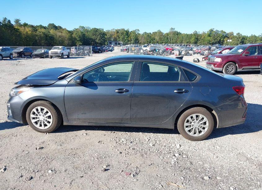 Photo 14 of 2020 Kia Forte FE (VIN 3KPF24AD4LE205586)