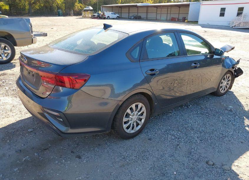 Photo 4 of 2020 Kia Forte FE (VIN 3KPF24AD4LE205586)