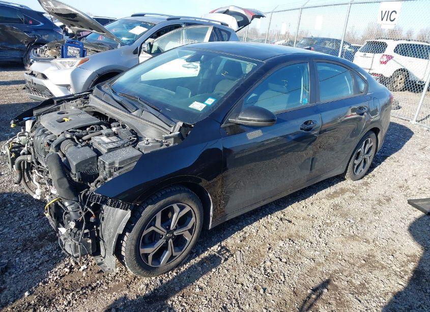 Photo 2 of 2020 Kia Forte LXS (VIN 3KPF24AD4LE208939)