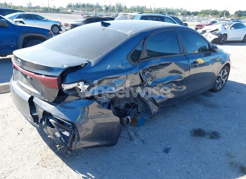 Photo 4 of 2020 Kia Forte LXS (VIN 3KPF24AD4LE210691)