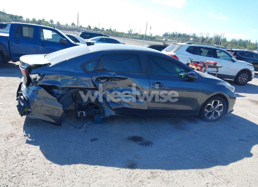 Photo 6 of 2020 Kia Forte LXS (VIN 3KPF24AD4LE210691)