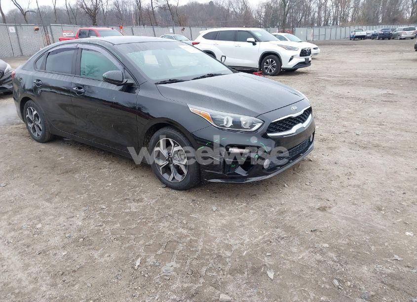 2020 Kia Forte LXS (VIN 3KPF24AD4LE217527) main photo