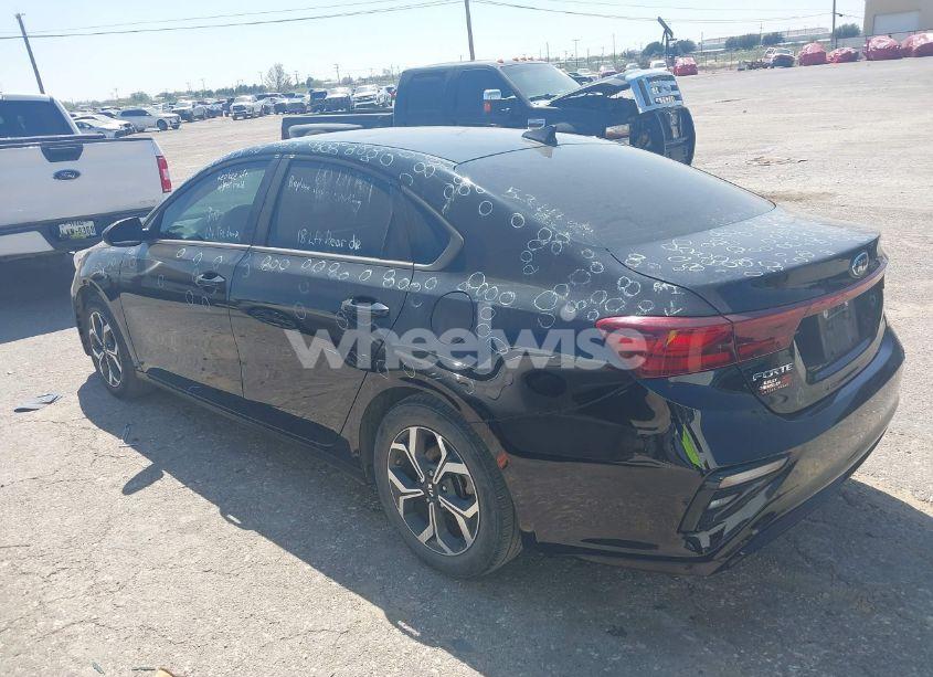 Photo 3 of 2020 Kia Forte LXS (VIN 3KPF24AD4LE223697)