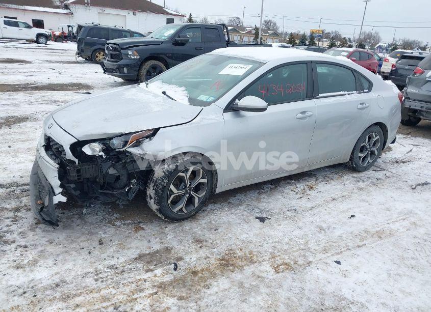 Photo 2 of 2020 Kia Forte LXS (VIN 3KPF24AD4LE231590)