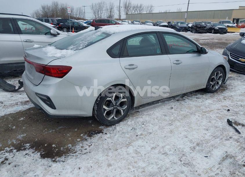 Photo 4 of 2020 Kia Forte LXS (VIN 3KPF24AD4LE231590)