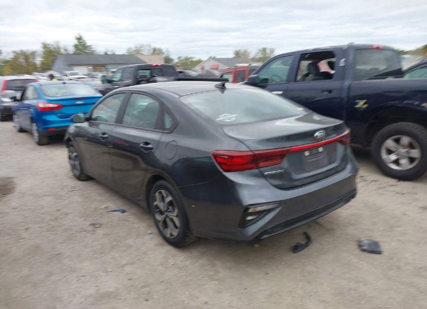 Photo 3 of 2020 Kia Forte LXS (VIN 3KPF24AD4LE252777)