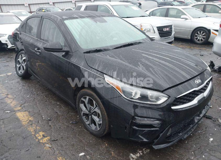 2020 Kia Forte LXS (VIN 3KPF24AD4LE252861) main photo