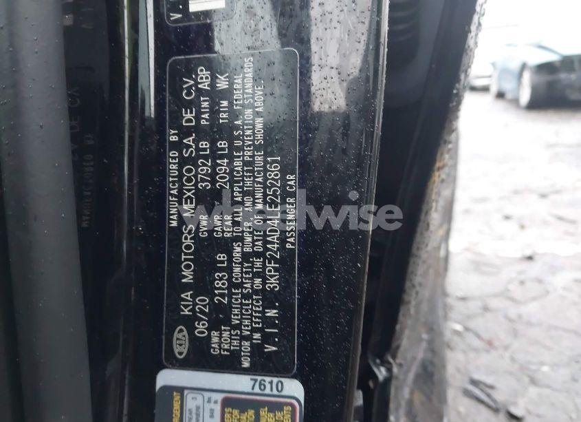 Photo 9 of 2020 Kia Forte LXS (VIN 3KPF24AD4LE252861)