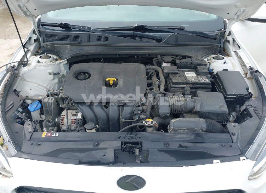 Photo 10 of 2020 Kia Forte LXS (VIN 3KPF24AD4LE260944)