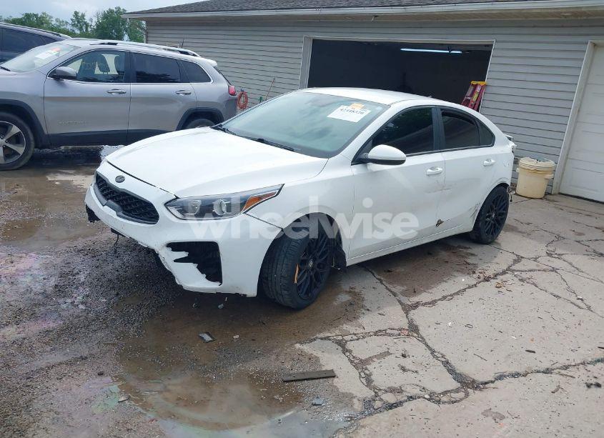 Photo 2 of 2020 Kia Forte LXS (VIN 3KPF24AD4LE260944)