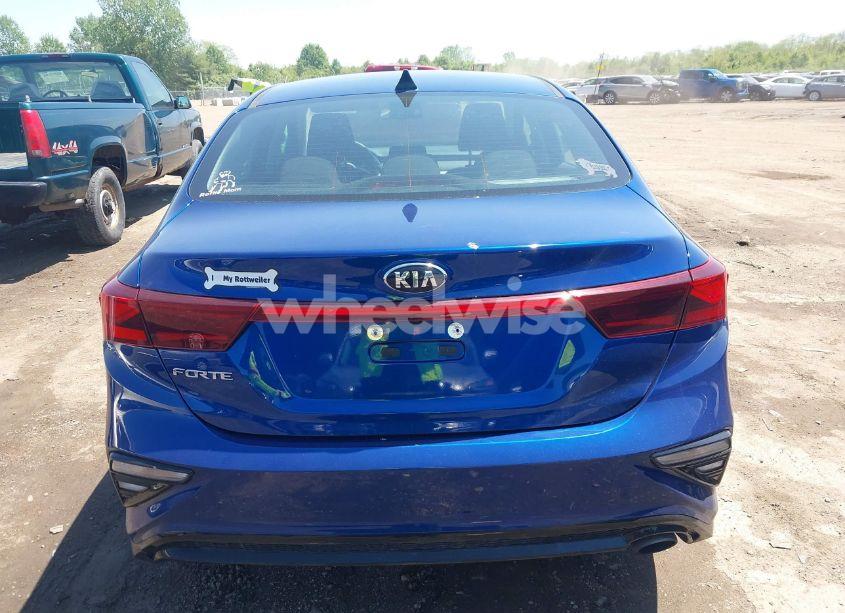 Photo 16 of 2021 Kia Forte LXS (VIN 3KPF24AD4ME277261)
