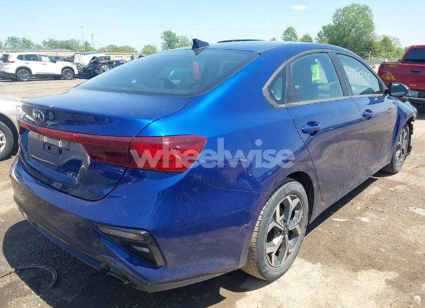 Photo 4 of 2021 Kia Forte LXS (VIN 3KPF24AD4ME277261)
