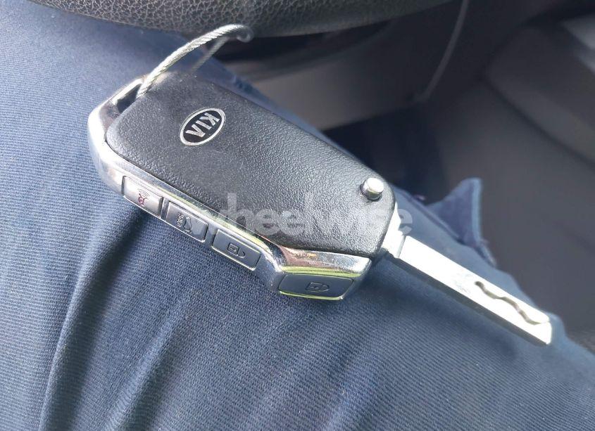 Photo 11 of 2021 Kia Forte LXS (VIN 3KPF24AD4ME283299)