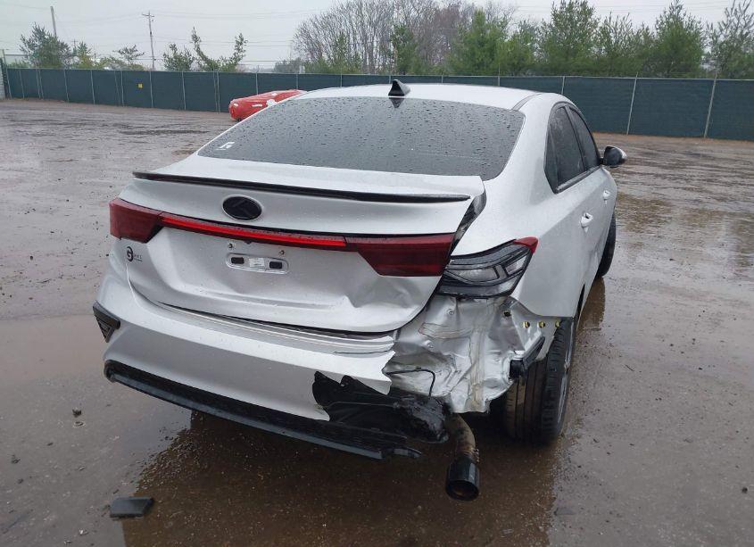 Photo 4 of 2021 Kia Forte LXS (VIN 3KPF24AD4ME291970)