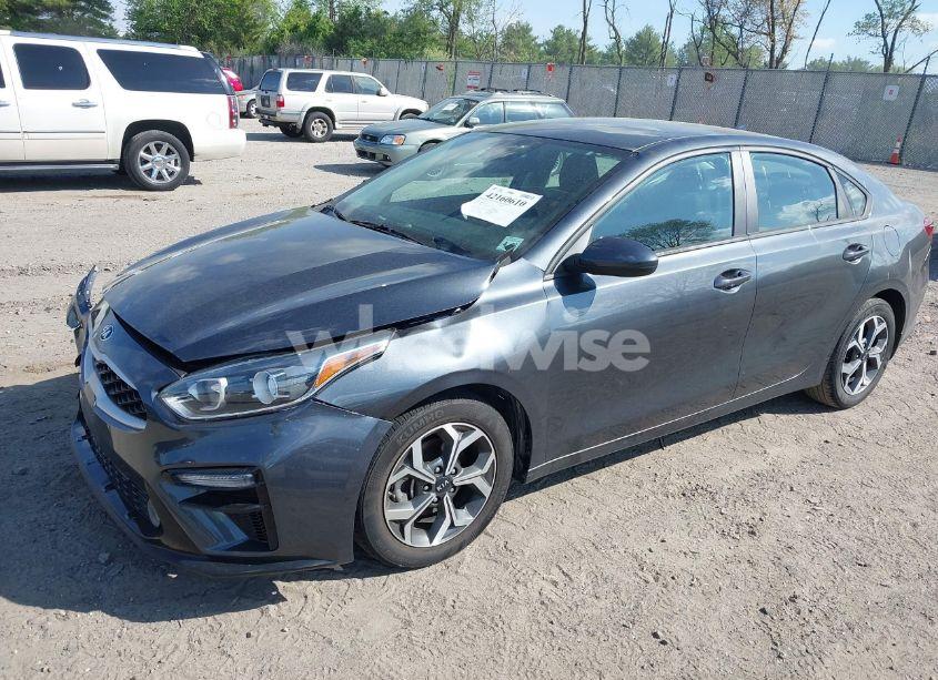 Photo 2 of 2021 Kia Forte LXS (VIN 3KPF24AD4ME326202)