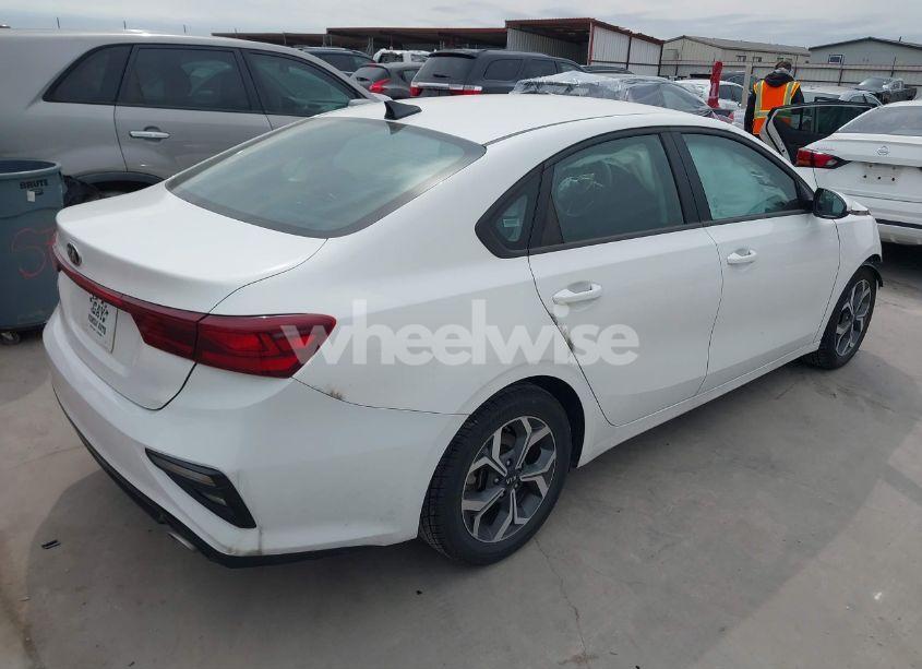 Photo 4 of 2021 Kia Forte LXS (VIN 3KPF24AD4ME337443)