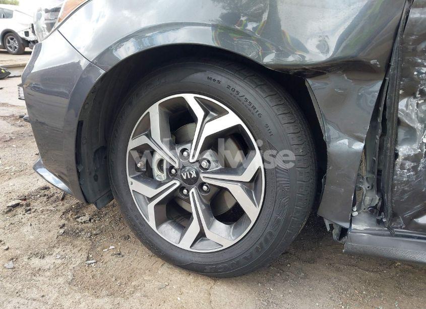 Photo 20 of 2021 Kia Forte LXS (VIN 3KPF24AD4ME354906)