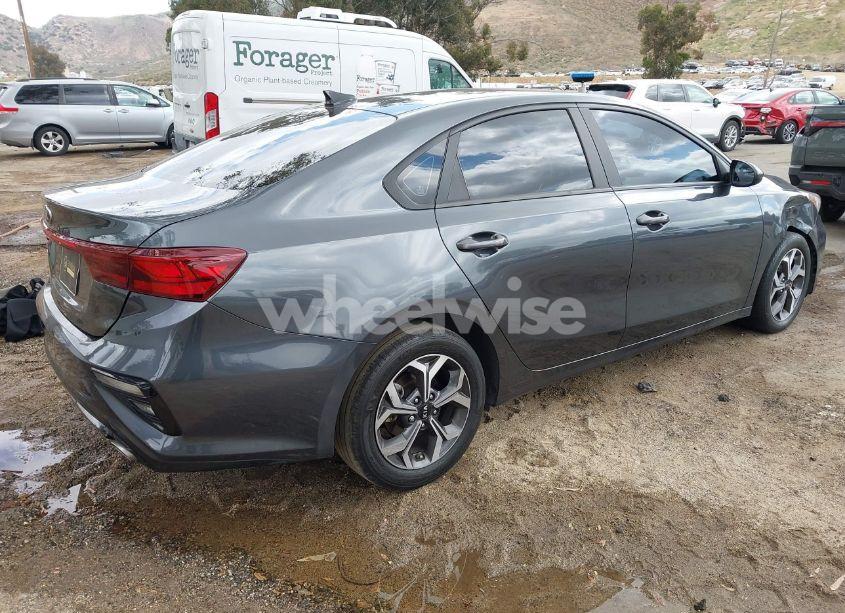 Photo 4 of 2021 Kia Forte LXS (VIN 3KPF24AD4ME354906)