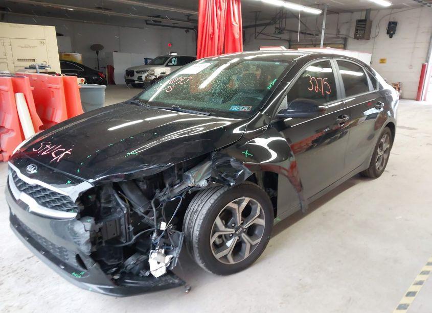 Photo 6 of 2021 Kia Forte LXS (VIN 3KPF24AD4ME373181)