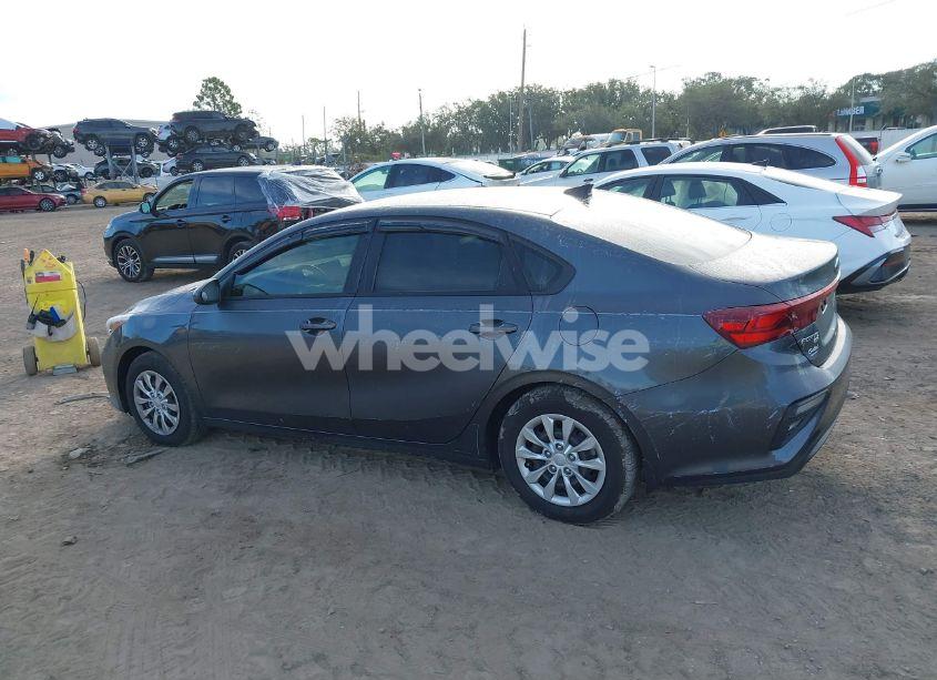 Photo 14 of 2021 Kia Forte FE (VIN 3KPF24AD4ME379630)