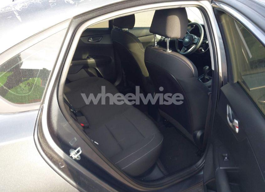 Photo 8 of 2021 Kia Forte FE (VIN 3KPF24AD4ME379630)